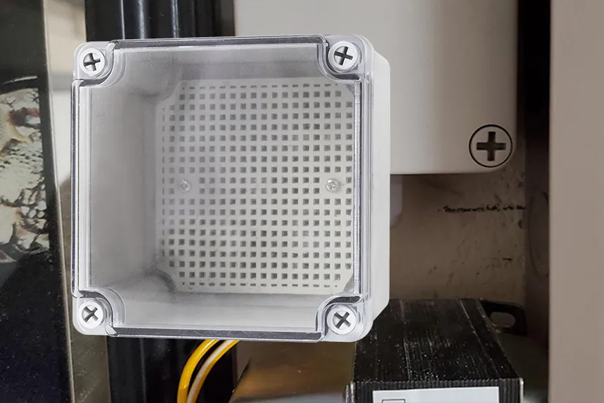 Dicas de Organização de Cabos e Otimização de Espaço para Caixas de Distribução em Plástico e Caixas de Junção ZCEBOX